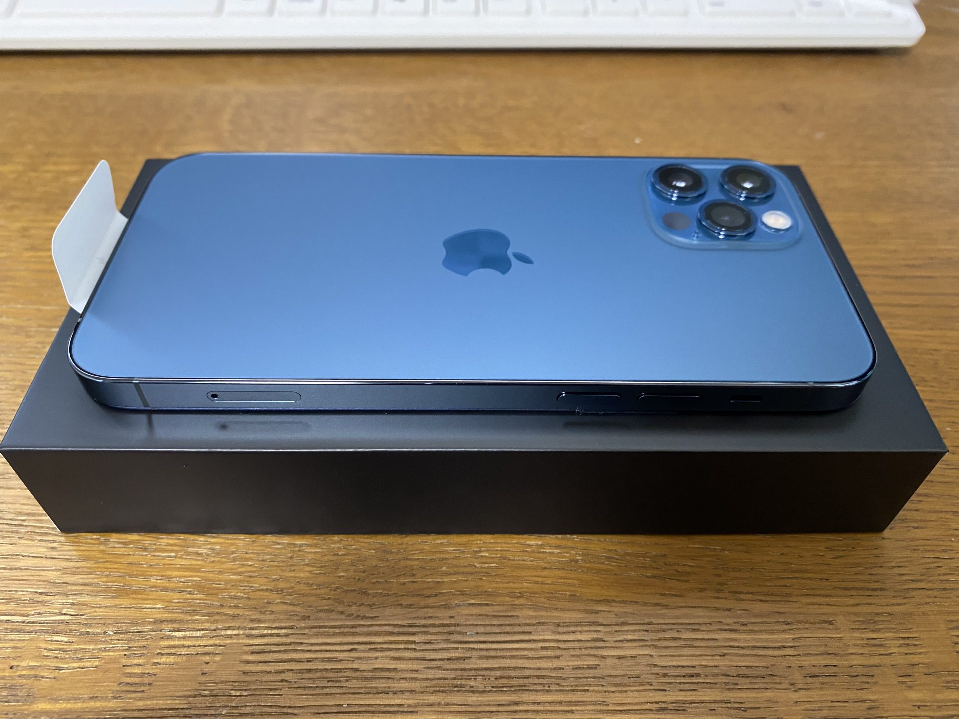 iPhone 12 Pro パシフィックブルーを開封！ | AppleBamboo.com
