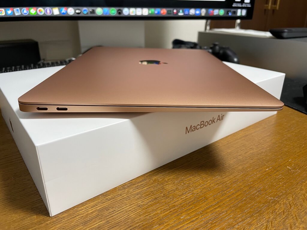 MacBookAir M1 ゴールド マジックマウス-